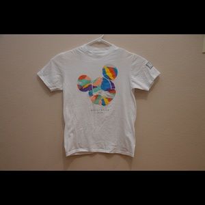 Disney Neff T-shirt Sz Med Short Sleeve